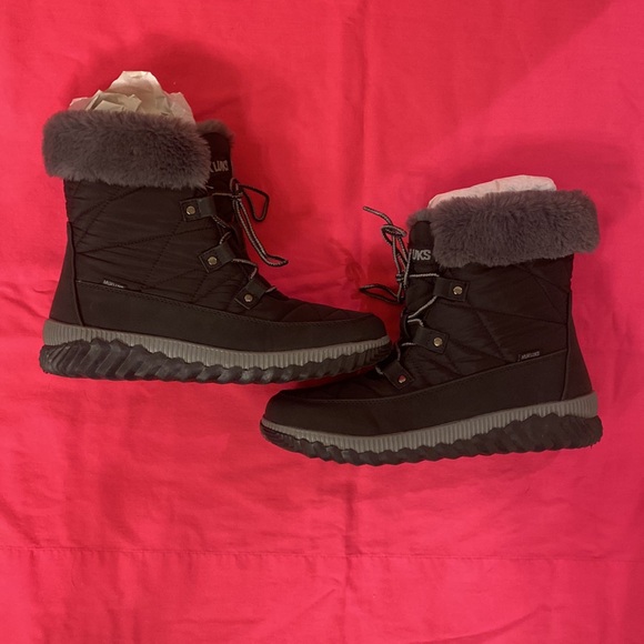 Muk Luks Women’s Winnie Waverly boots.  Black size 8.5. - Picture 2 of 7